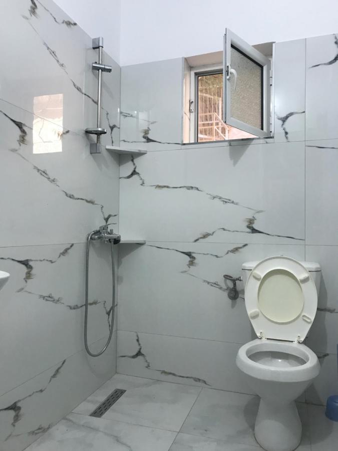 Apartament Roisin Sarandë Buitenkant foto