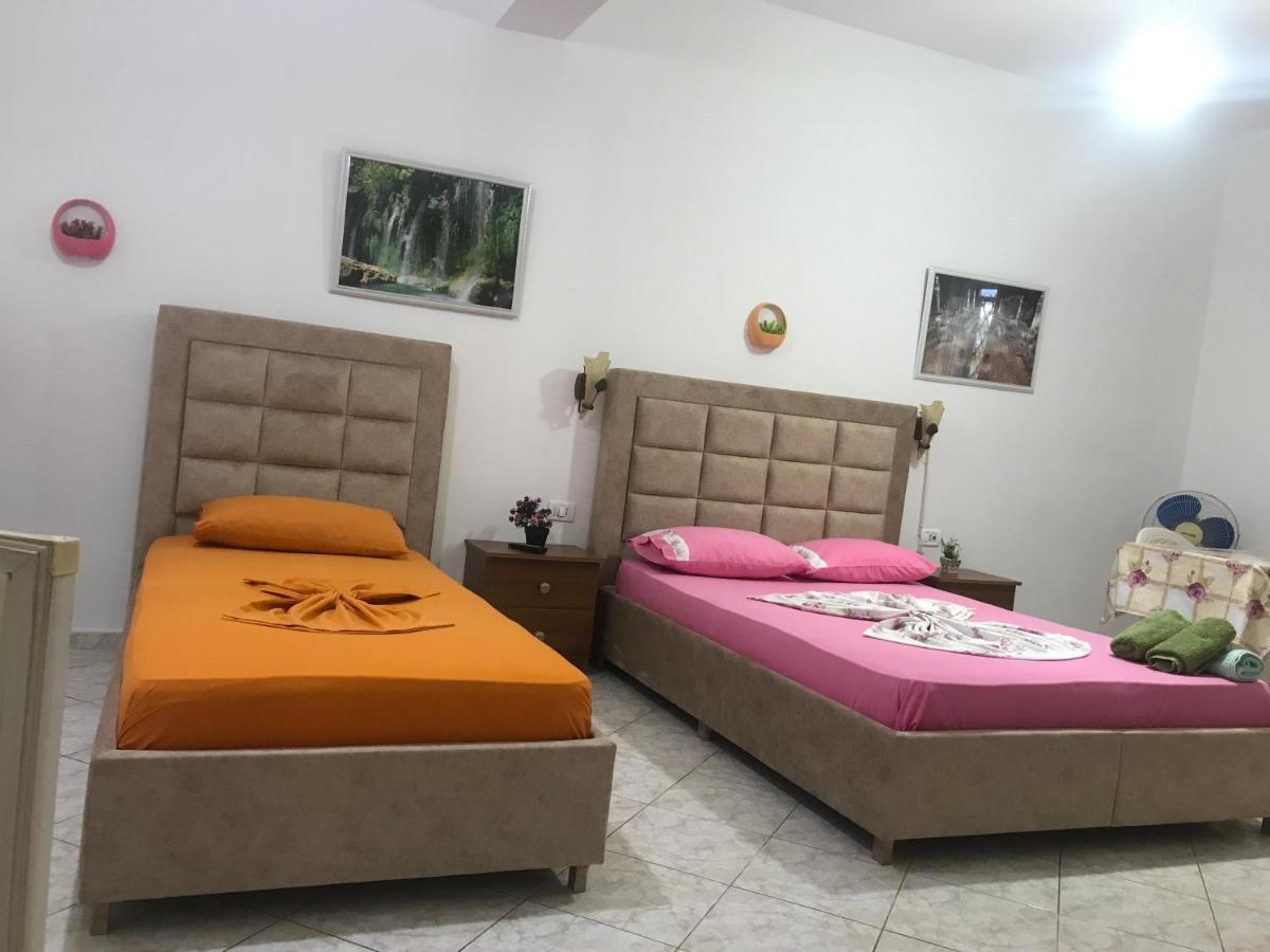 Apartament Roisin Sarandë Buitenkant foto